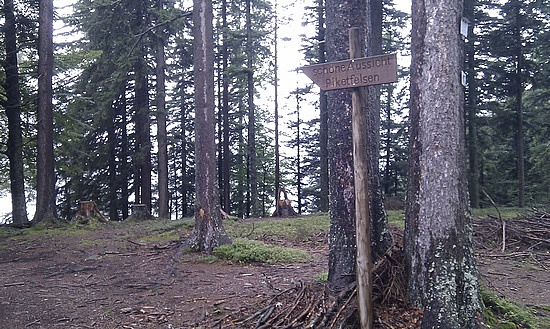 Am Piketfelsen