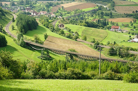 Historische Eisenbahnbrücke