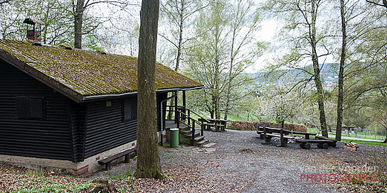 Blockh&uuml;tte & Rastplatz