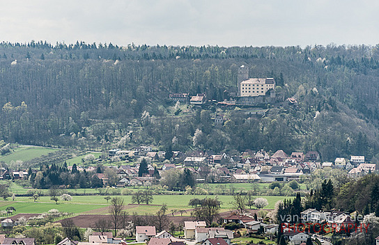 Blick auf Burg Guttenberg